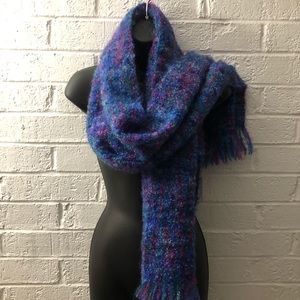 Vibrant Mucros Weavers Scarf with fringe/Ireland